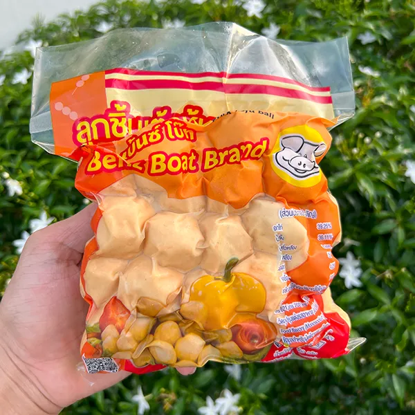 ลูกชิ้นเต้าหู้หมูรสเด็ด โคราช